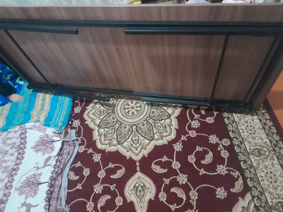 Продам стол отлично