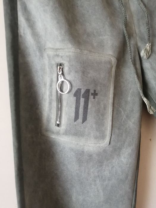 Брюки трикотажные