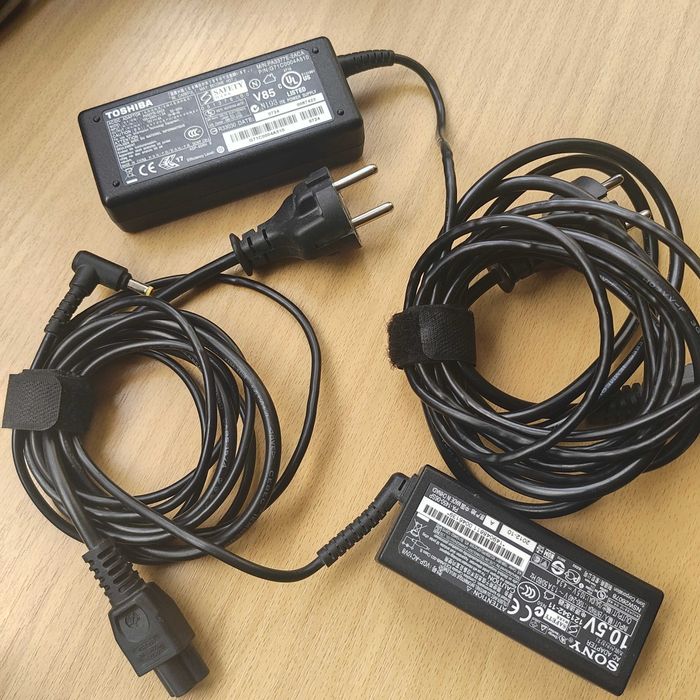 Захранване/Зарядно за лаптоп SONY