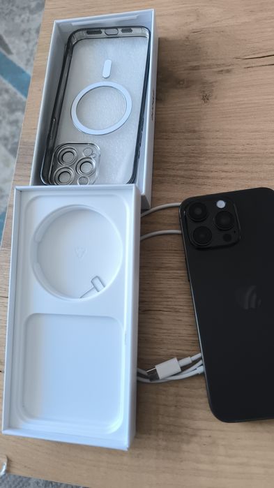 Айфон 15 про макс