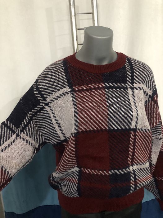 Продам свитер теплый