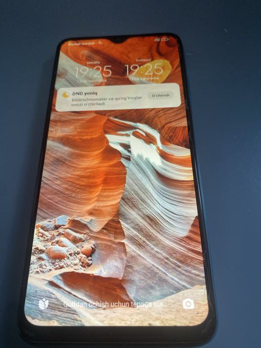 Redmi 9T ochilmagan telefon