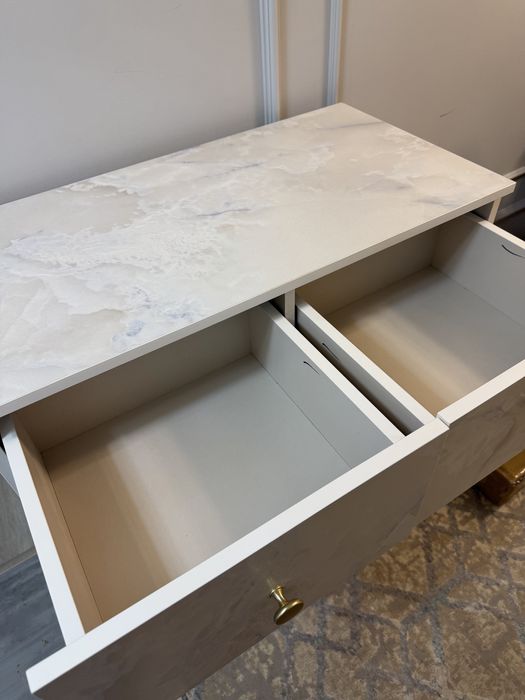 Туалетный столик новый