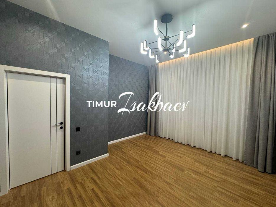 Продам Новый ЕвроДом ул.Циолковская 2 сотки 430 м2