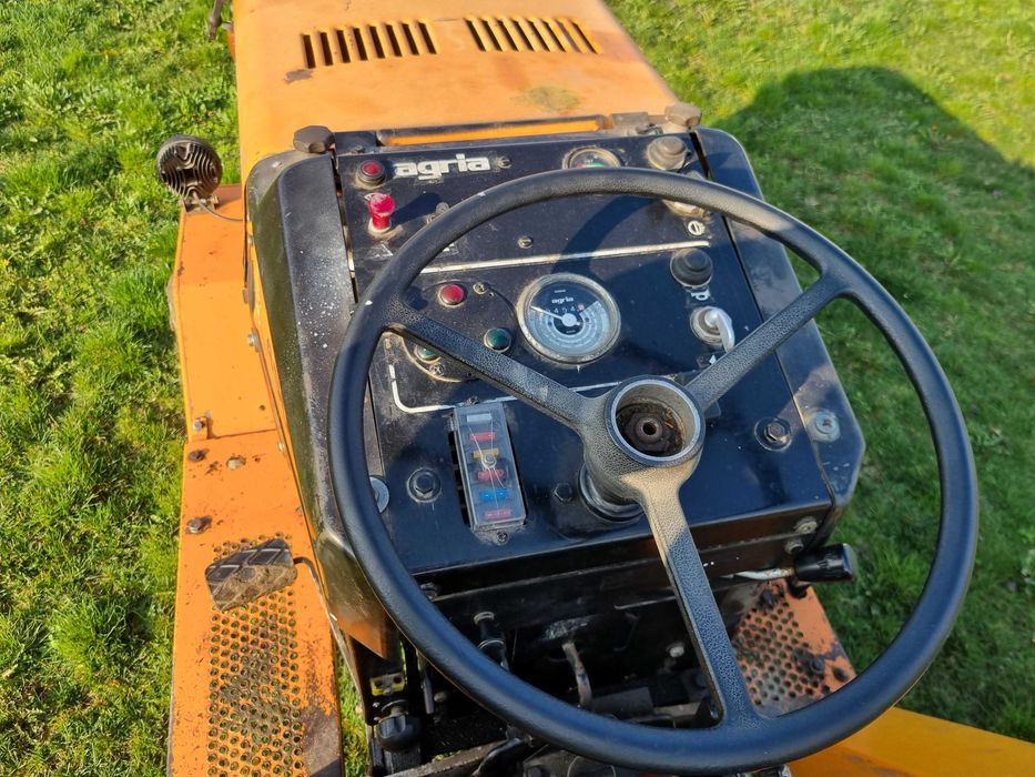 tractor Agria 4900