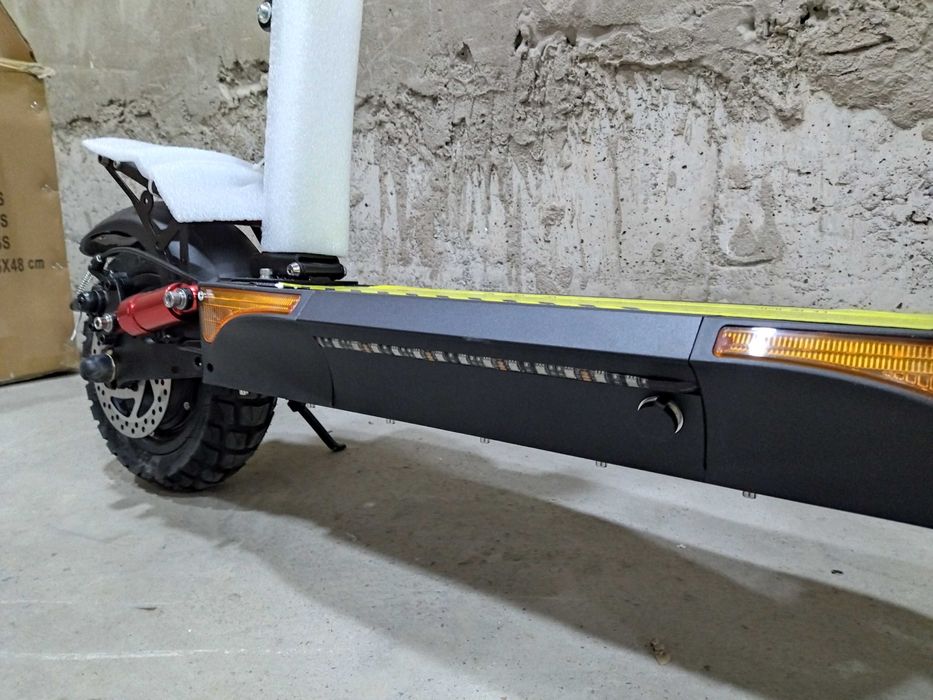 Электросамокат Skillmax 2024 версия / новое в упаковке!