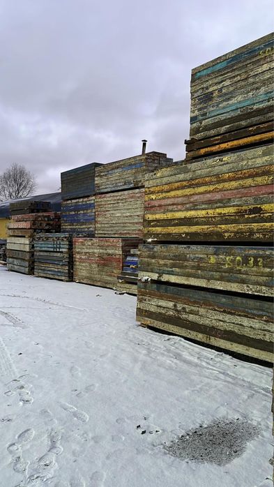Продаю крупнощитовую опалубку с ндсом