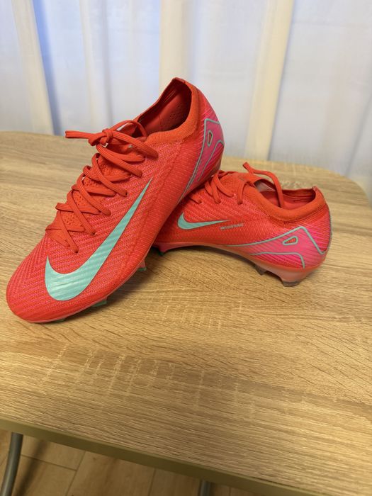 Vand Ghete fotbal marimea 44 Nike MERCURIAL  PRO!