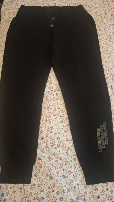 Pantaloni dama Guess
