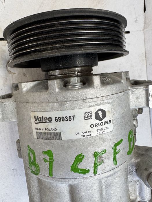 Compresor ac NOU marca valeo pt 2.0 cffb passat b7 jetta skoda golf6