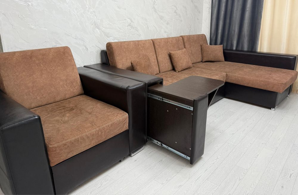 Срочно продаю диван с креслом