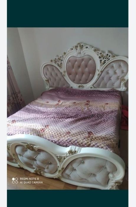 Спальный гарнитур