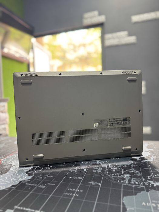 Lenovo Athlon Silver ноутбук