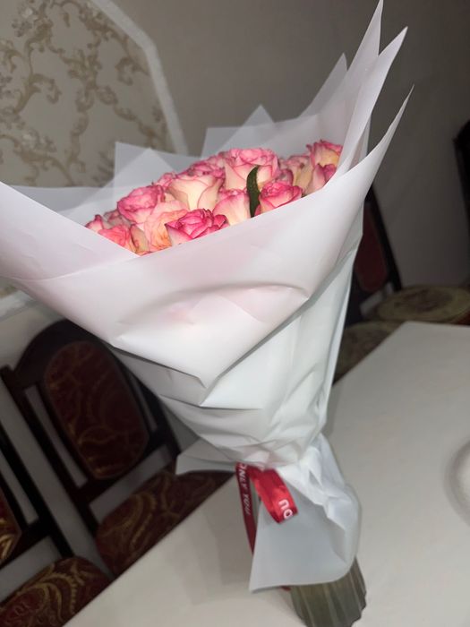 Продам розовые розы