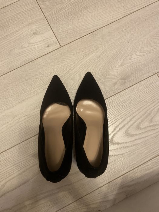 Продавам Черни Токчета