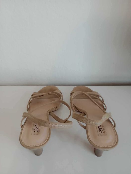 Обувки - сандали Esprit бежови размер 38