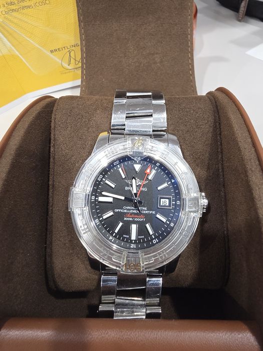 Breitling Avenger II GMT