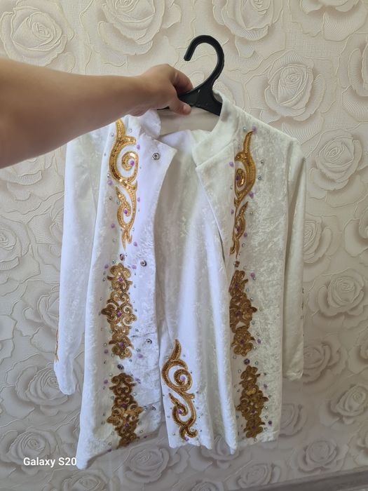 Казакский костюм