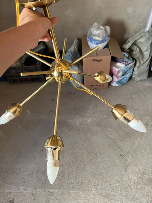 Люстра золотой..