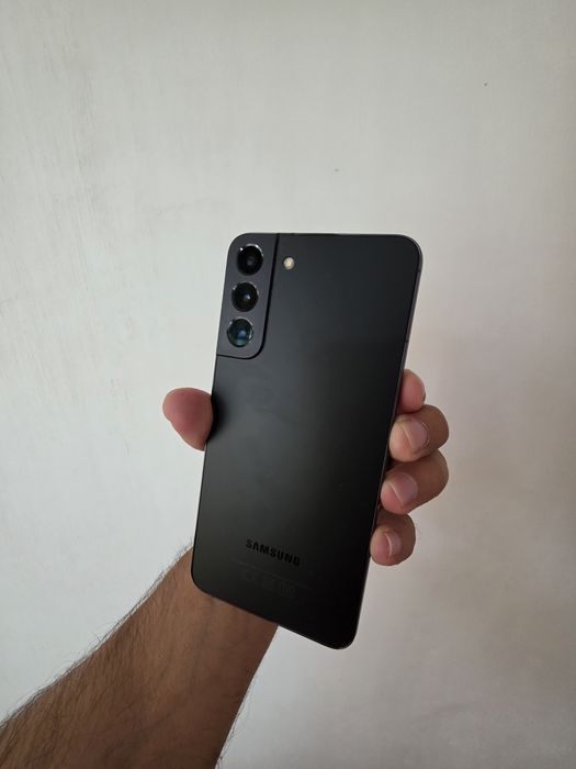 Samsung S22 plus
