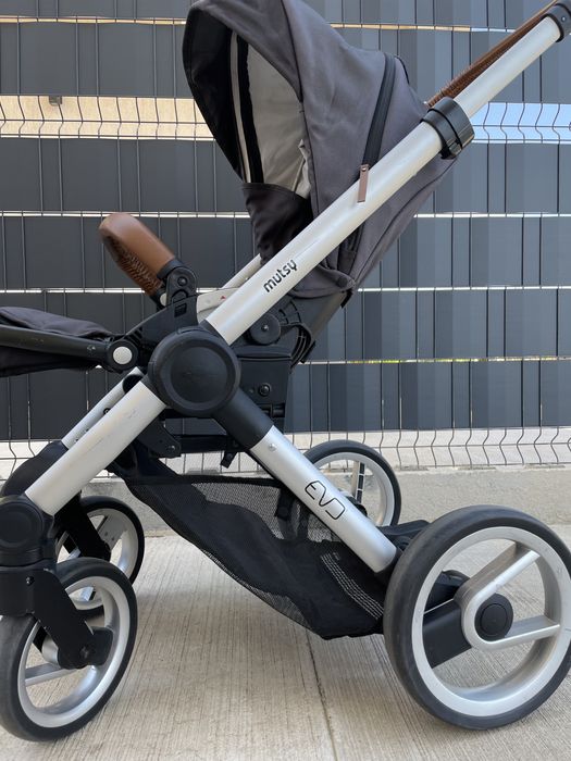 Carucior copii Mutsy Evo 2 in 1