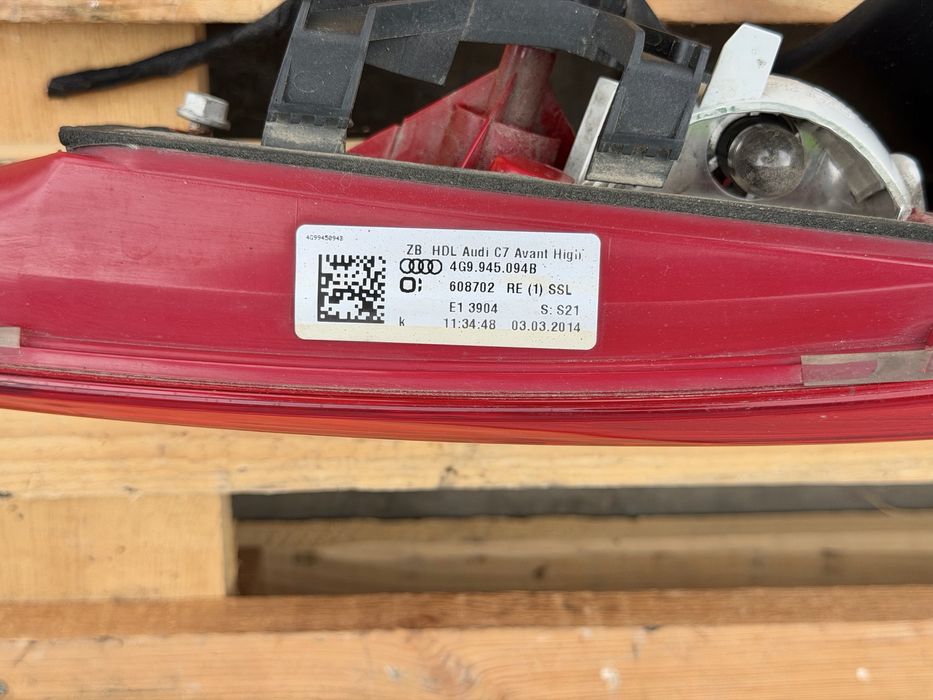 Комплект стопове AUDI A6 C7 4G Комби