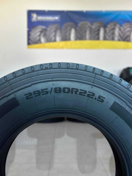 295/80 R22,5 BLACKLION