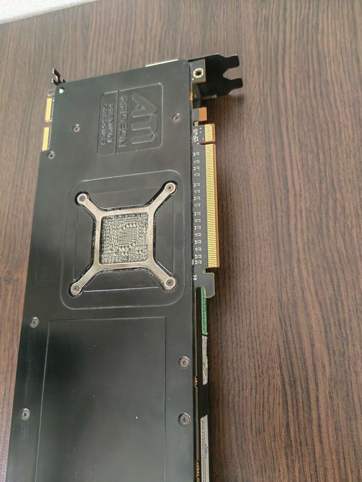 Видео карта Sapphire HD 5870