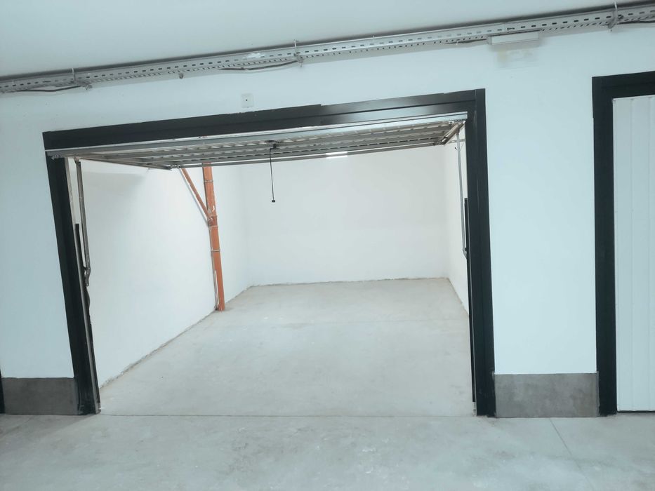 Дава се под наем Гараж / Паркомясто в София, Свобода - 19 кв.м за 163.2 € - Снимка #5