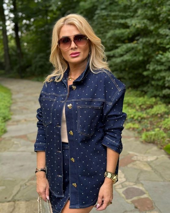 Дънкова риза яке с метални детайли