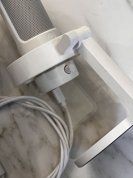 микрофон Fifine Ampligame A8