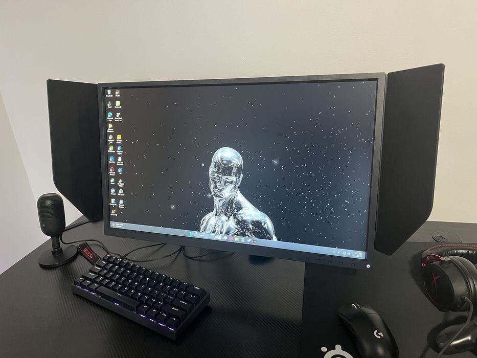 Vand monitor Zowie  xl2546 240hz