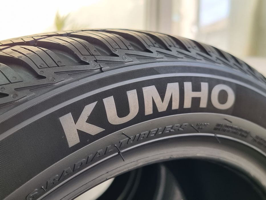 "Dot 23" 215/50/18 Kumho 4Броя: 650лв 7мм на 500км!