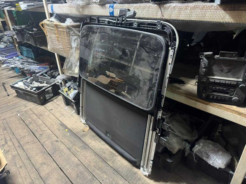 Люк Highlander (2012)