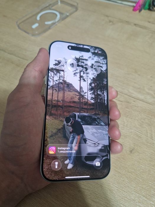 Iphone 17 pro  silver