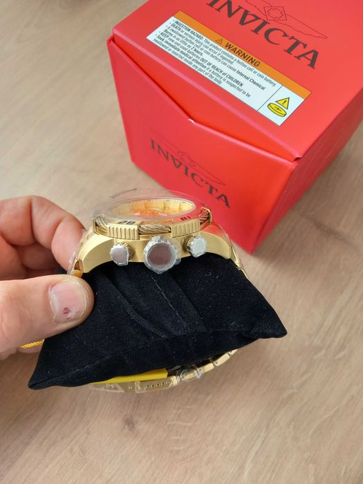 Часовник  Invicta