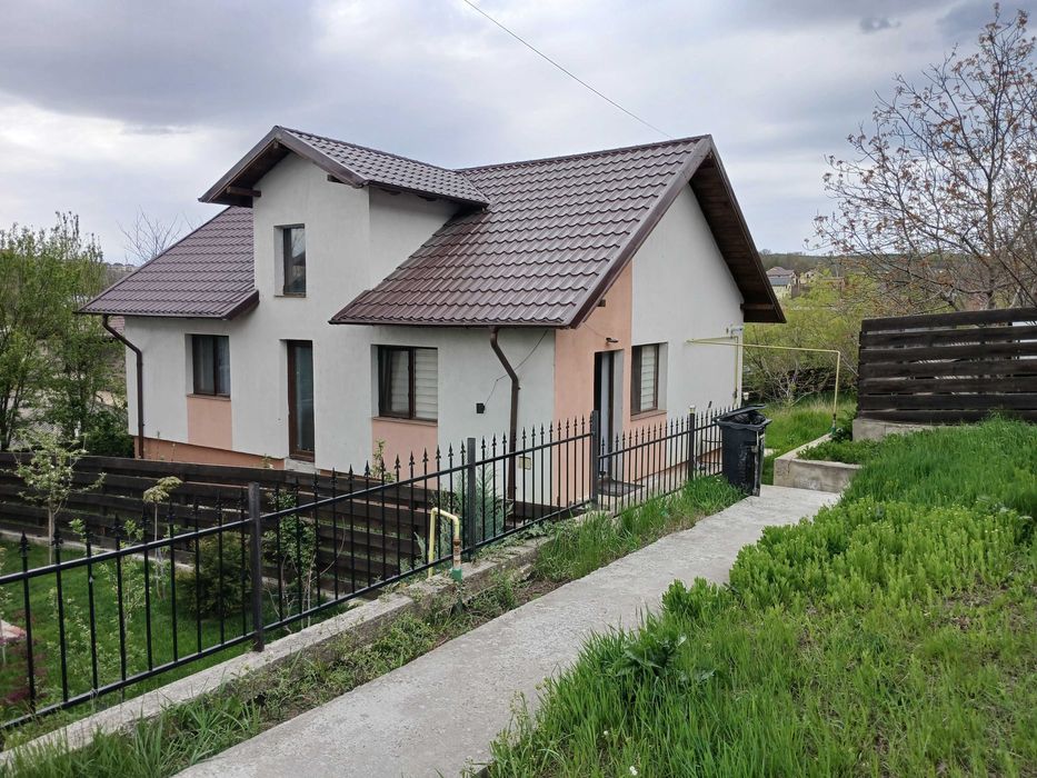 Casă 3 Camere | Curte Generoasă 500 mp | Valea Lupului, Iași