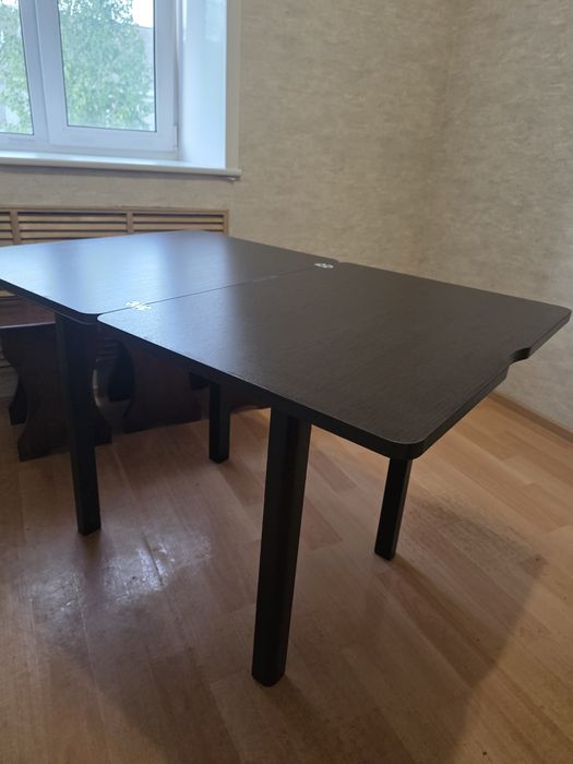 Продам   стол-книжку ,,Аврора,,
