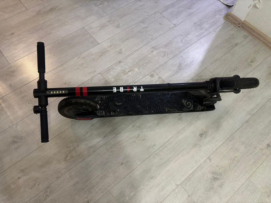 Самокат в отличном состоянии