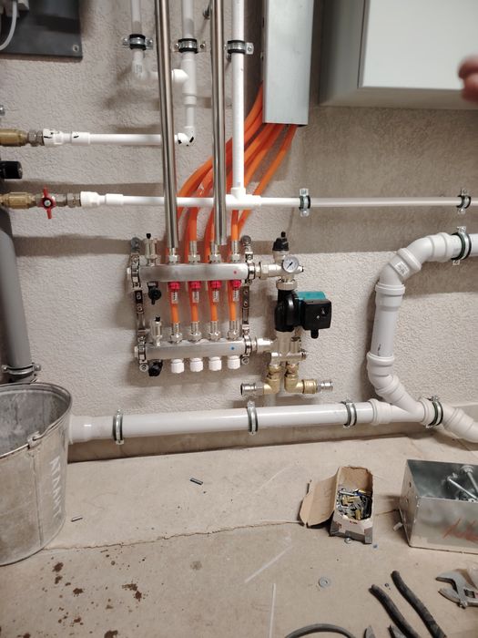 Сантехник сварщик