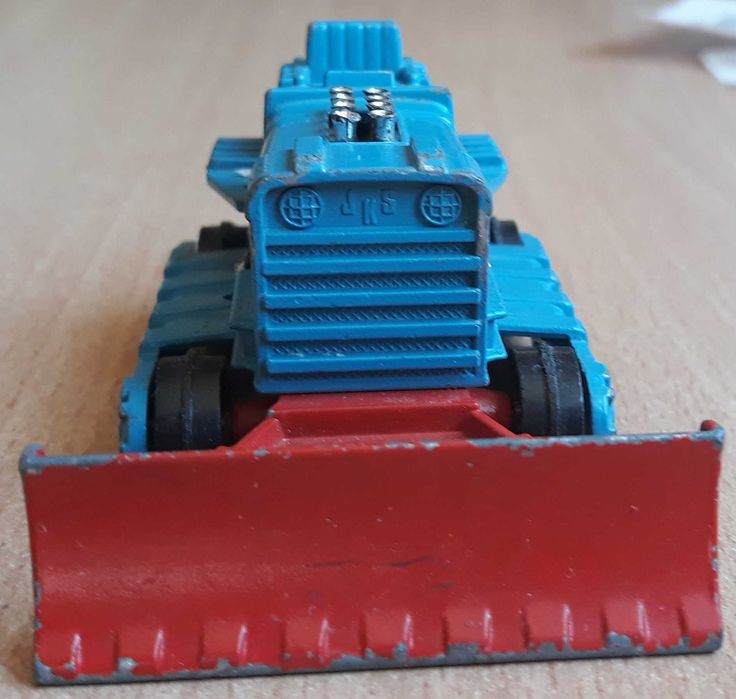 мащабен модел булдозер К-23 superbulldozer Matchbox. Англия, 1974