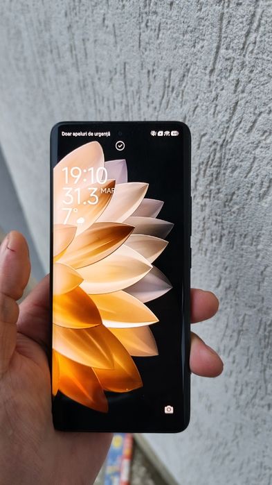 Vând Redmi note 13 pro plus