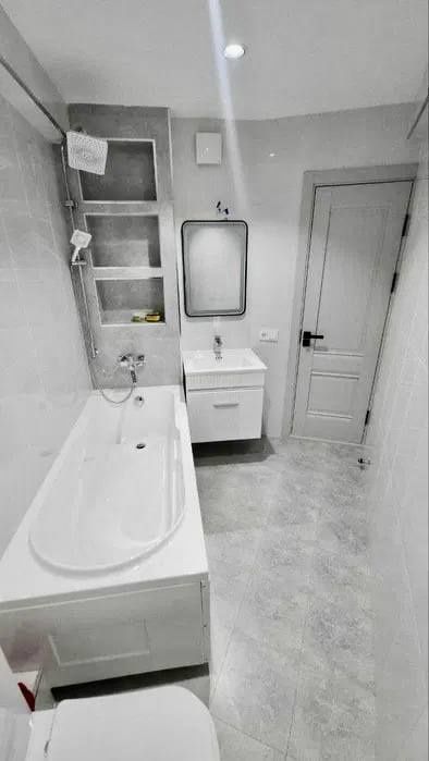 Продаётся квартира в Ул Афросиёб Ор Метро Ойбек, Минг Урик