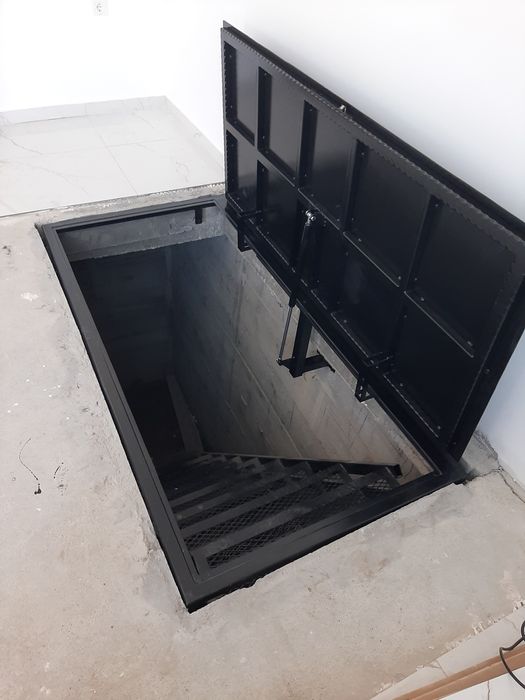 Vand garduri,balustrade și scari interioare-exterioare