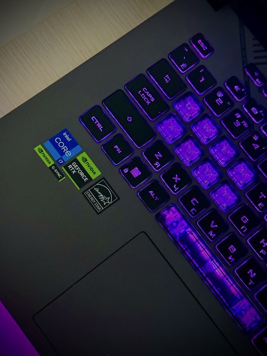 Продам Ноутбук Asus Rog strix