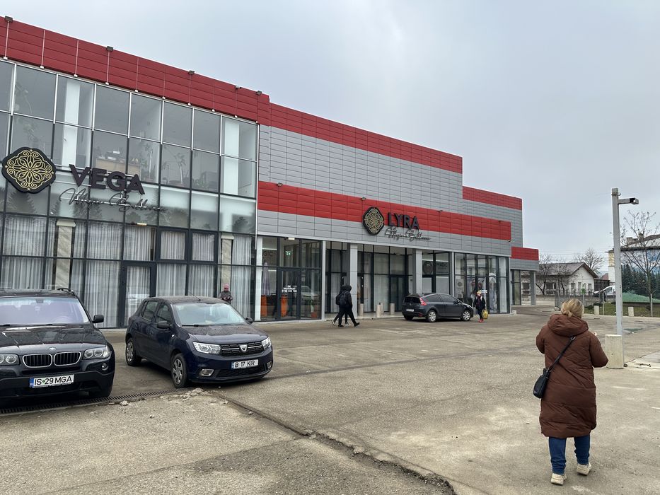 Inchiriez spatii comerciale in Harlau,  intre Carrefour si Sinsay