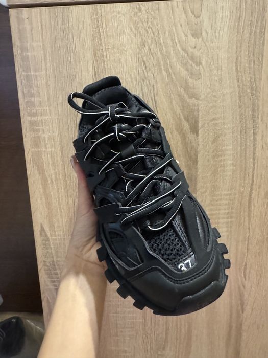 Balenciaga Track