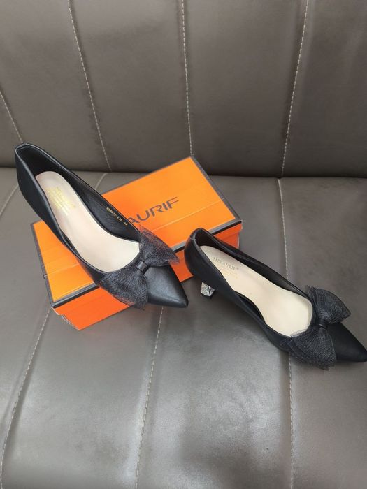 Xitoy mahsuloti vecherniy tufli  kablugida kamushkal bor
Razmer 39