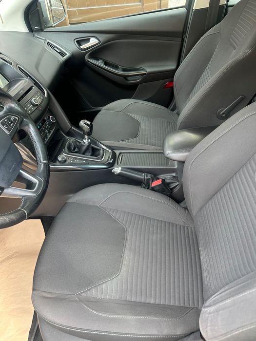 Ford Focus 2017 2.0 diesel.