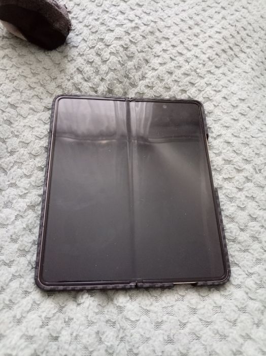 Продам Samsung z fold 4 256gb